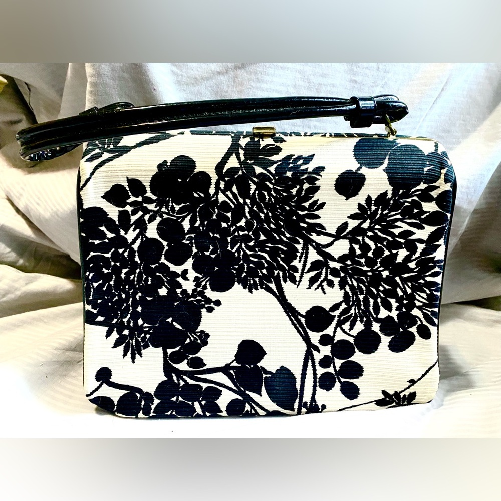Vintage Black And White Floral Print Purse